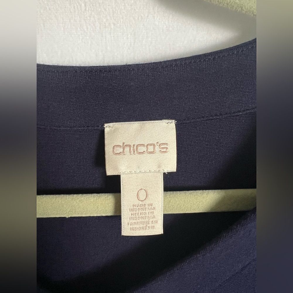 Chico's Navy Blue lace Bell Sleeve Blouse Size 0 Small Boho V Neck - Picture 5 of 6